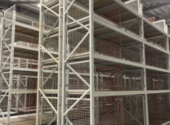 中量ラックの特徴1