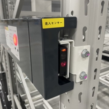 パレット移動ラック